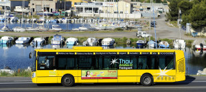 Bus de Thau aggo sur la route de Sète à Balaruc