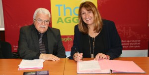 Signature Thau agglo/Suez de la nouvelle politique environnementale