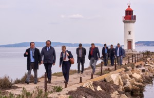 Visite des élus au phare des Onglous à Marseillan