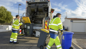Sète, quartier du Barrou, collecte des déchets recyclables