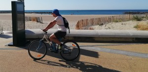Borne interactive sur Lido de Sète (Place Roger Thérond)