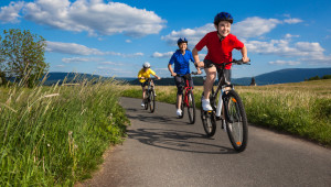 Enfants à vélo