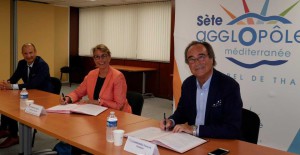 Signature de la convention entre l’Agglopôle et la Caisse d’Epargne Languedoc-Roussillon, le jeudi 4 juin 2020
