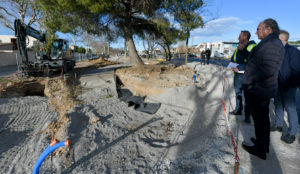 Balaruc le Vieux, zone d'activité Balaruc Loisirs, visite de chantier avec le président Commeinhes